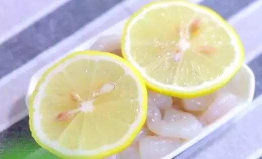 几个月大的宝宝可以吃菠萝？营养辅食的新探索